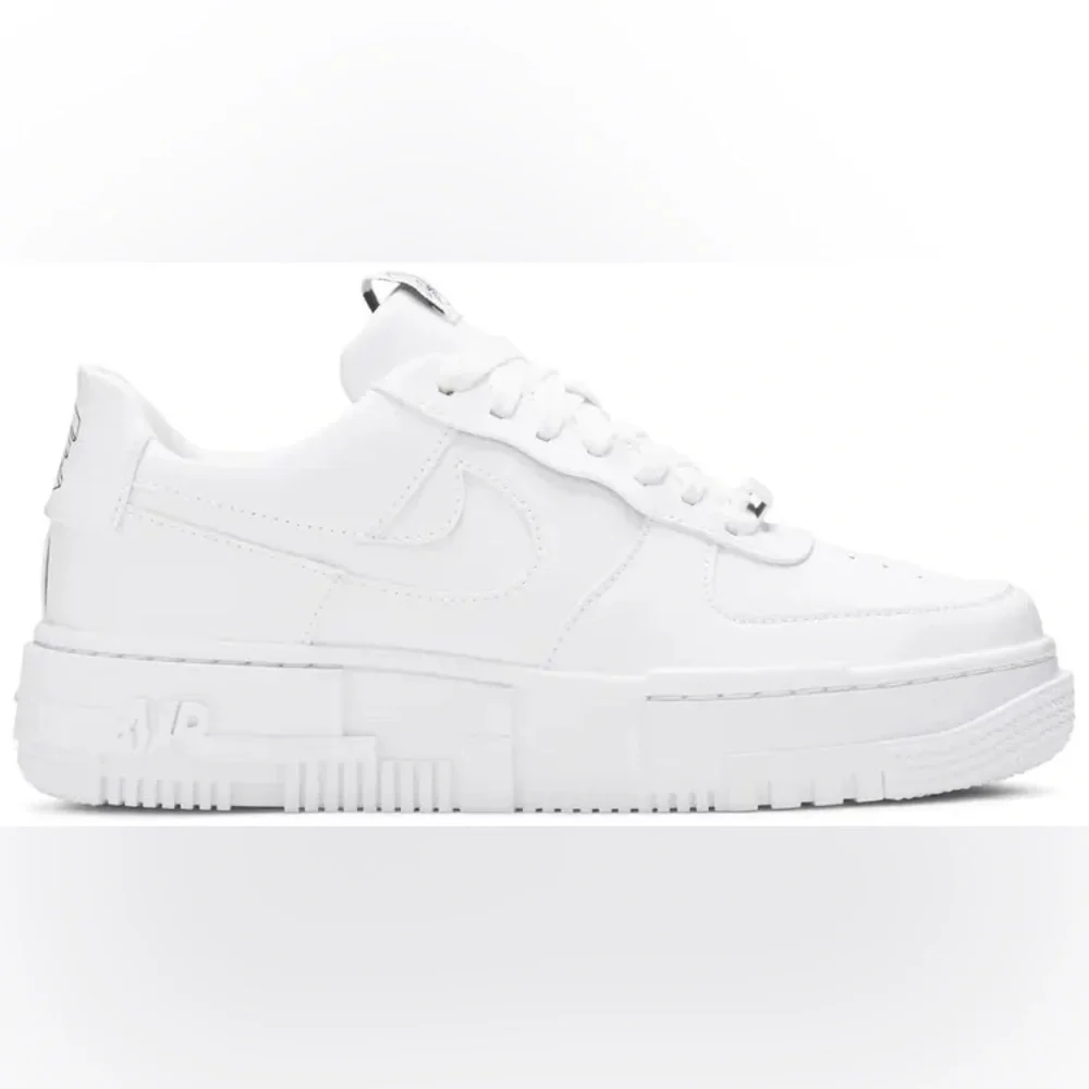 NIKE air force 1 white size 6.5